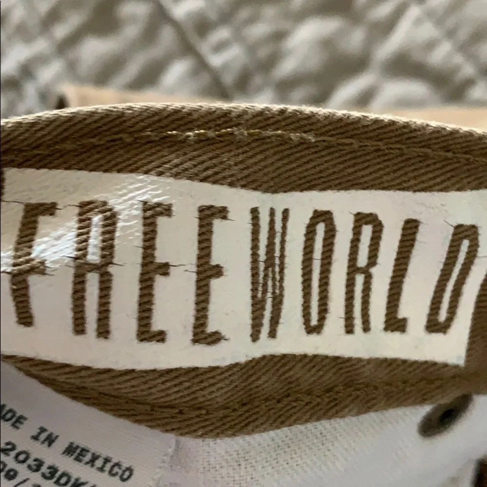 Jeans - Picture 3 of 3